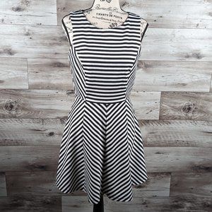 Forever 21* Women's Sleeveless Boat Neck Half Zipper Back Midi Dress~Size Medium